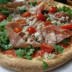 Gdzie zjeść w Chorzowie? Odkryj najlepsze restauracje i smaki