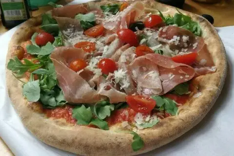 Gdzie zjeść w Chorzowie? Odkryj najlepsze restauracje i smaki