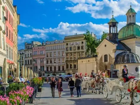 Gdzie zjeść w Krakowie? Odkryj najlepsze restauracje i smaki