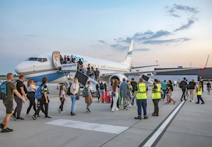 Lotnisko w Radomiu jakie linie – sprawdź, które połączenia oferują