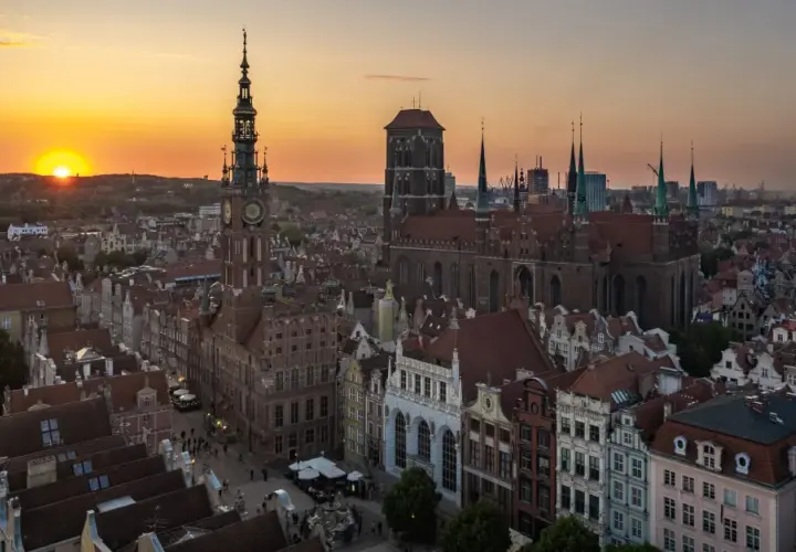 Gdańsk ile do morza? Sprawdź, jak blisko są plaże i atrakcje